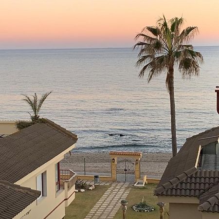 Ferienwohnung Super Holday Lubina Sol Mijas Beachfront Exterior foto