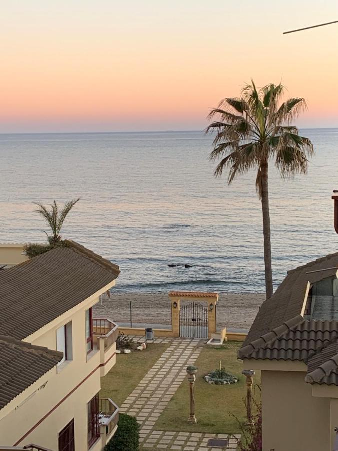 Ferienwohnung Super Holday Lubina Sol Mijas Beachfront Exterior foto