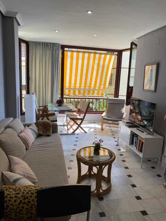 Ferienwohnung Super Holday Lubina Sol Mijas Beachfront Exterior foto