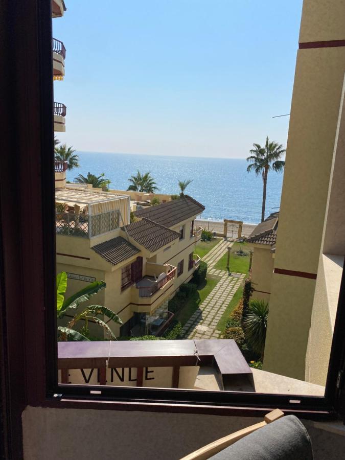 Ferienwohnung Super Holday Lubina Sol Mijas Beachfront Exterior foto
