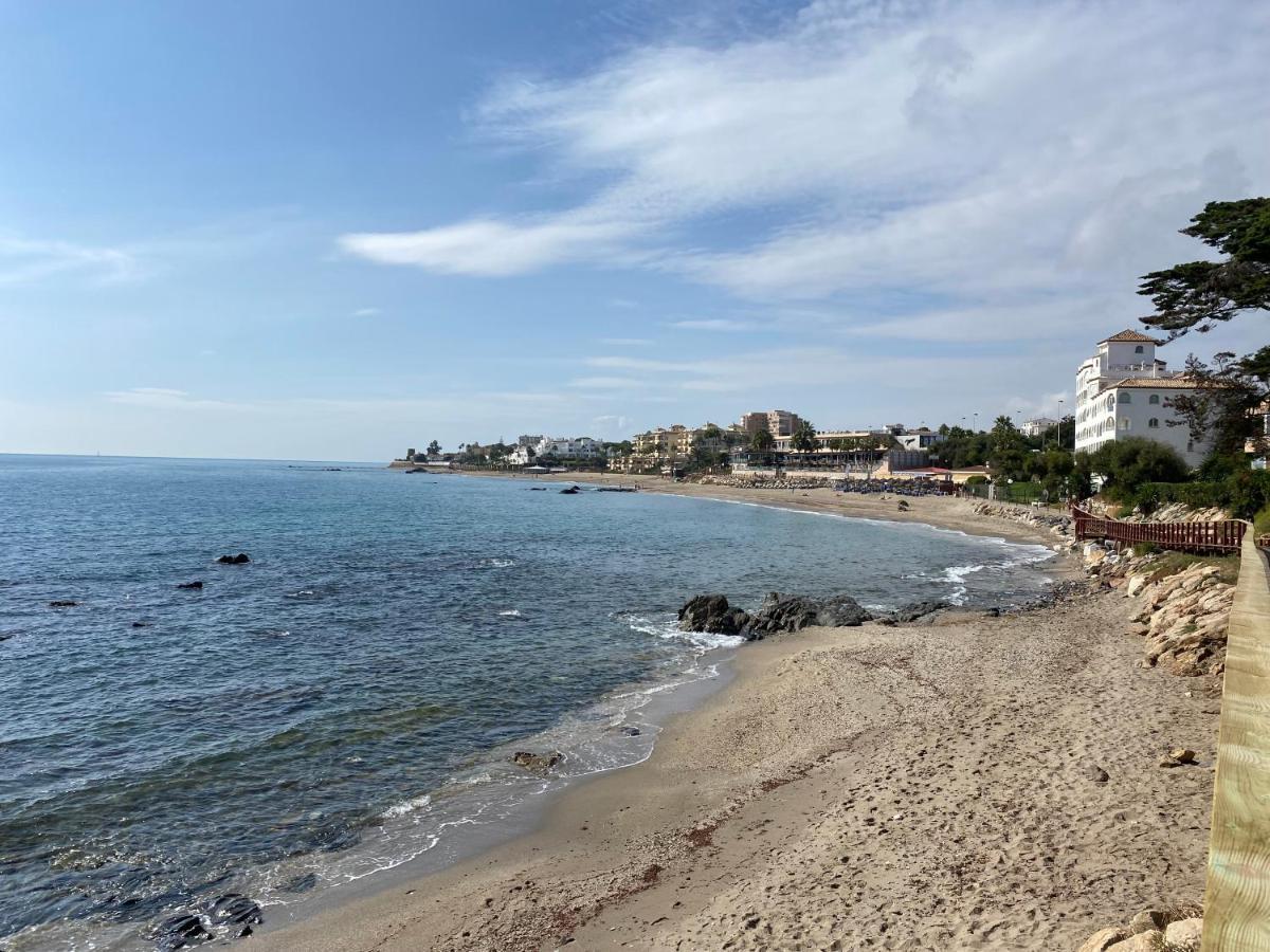 Ferienwohnung Super Holday Lubina Sol Mijas Beachfront Exterior foto