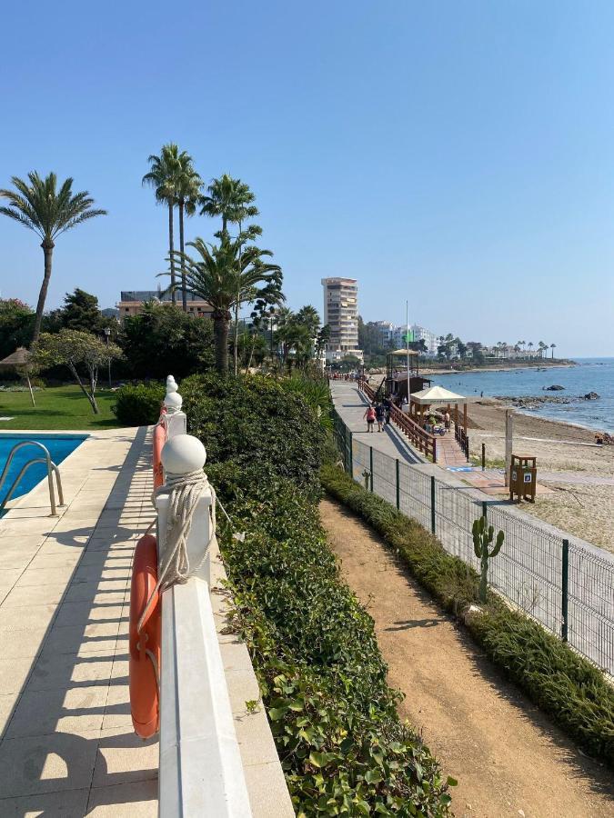 Ferienwohnung Super Holday Lubina Sol Mijas Beachfront Exterior foto