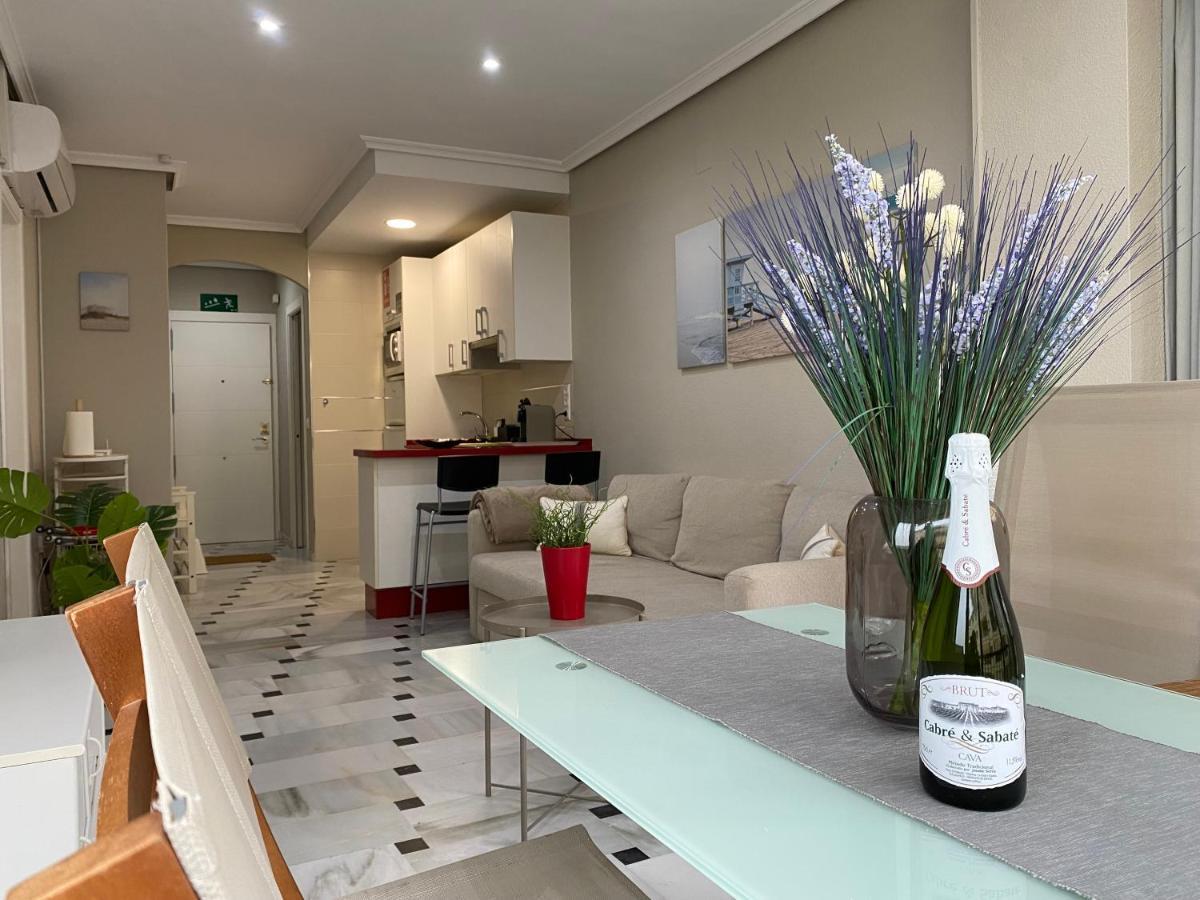 Ferienwohnung Super Holday Lubina Sol Mijas Beachfront Exterior foto