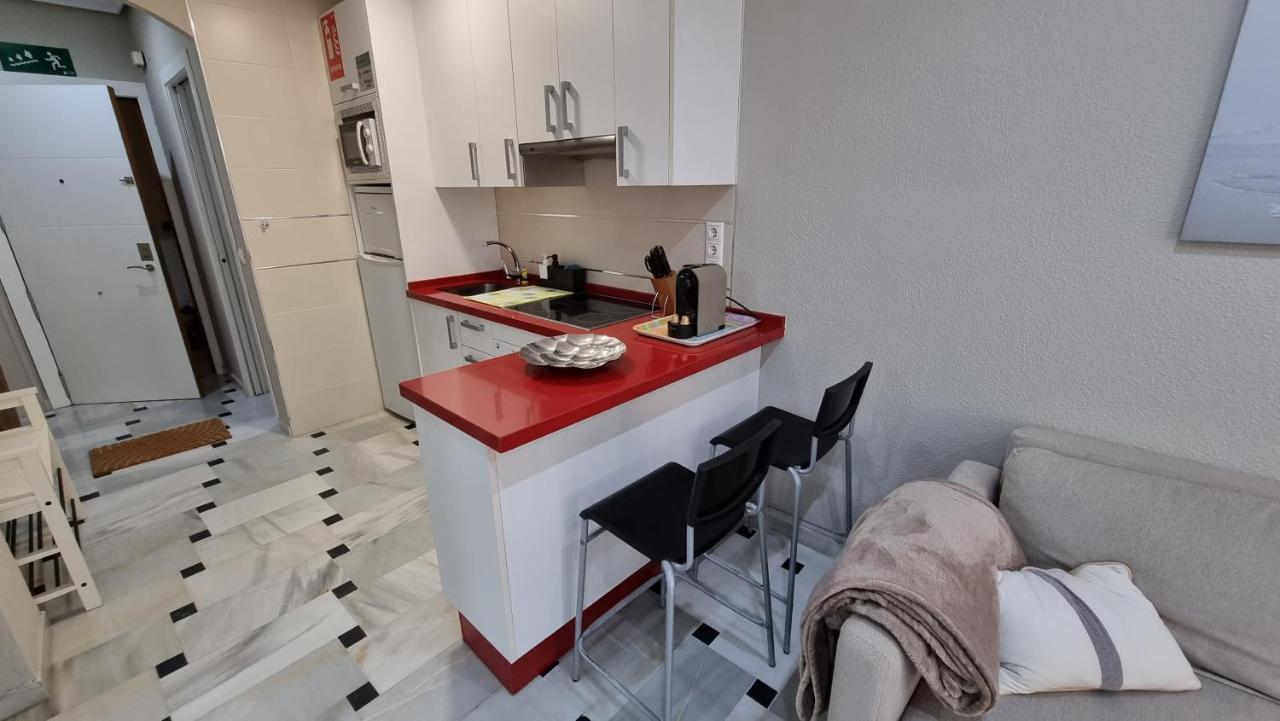 Ferienwohnung Super Holday Lubina Sol Mijas Beachfront Exterior foto